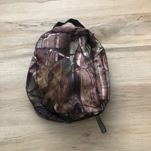 Mini Remington Camouflage Mesh Front Bag - Picture 3 of 6